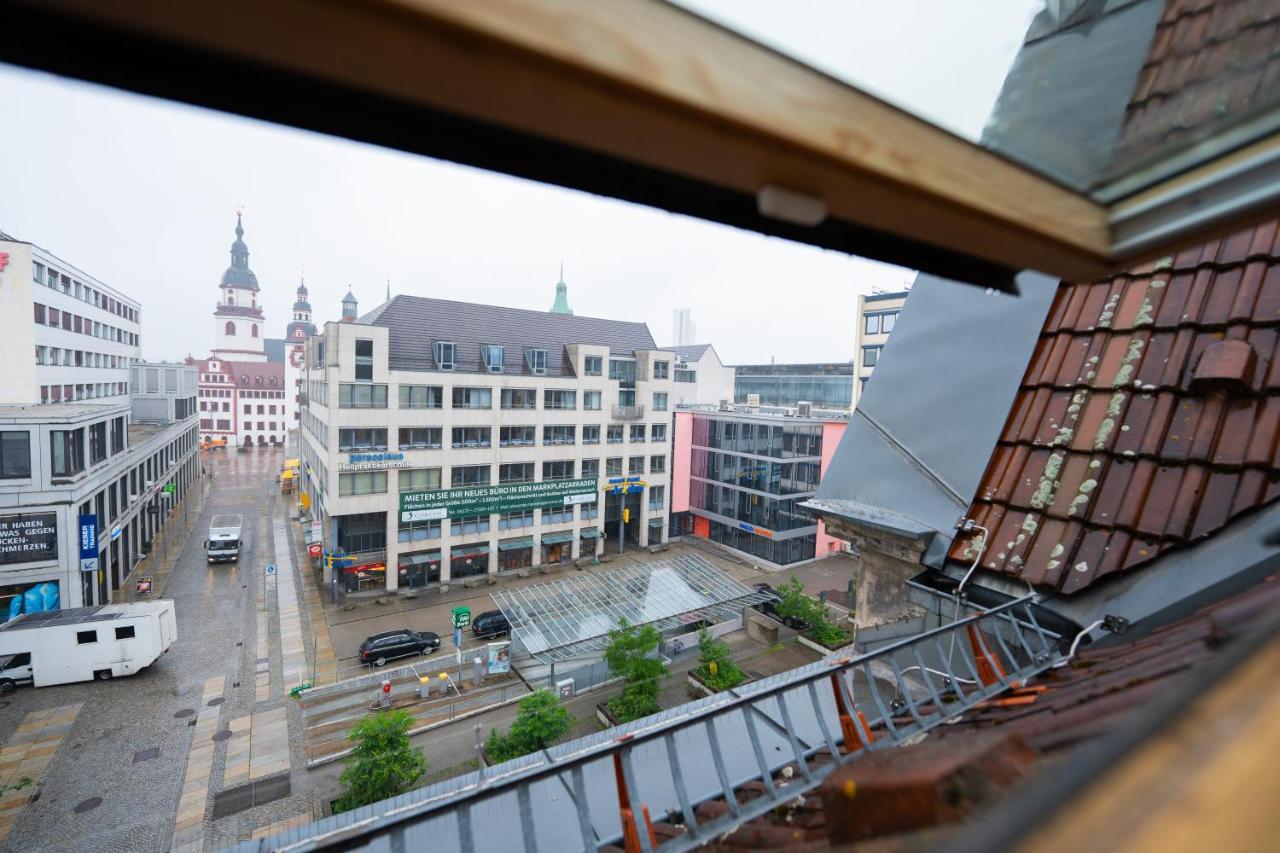 Apartment Im Historischen Altbau Am Marktplatz - Disney+, 300Mb/S Internet เคมนิตซ์ ภายนอก รูปภาพ
